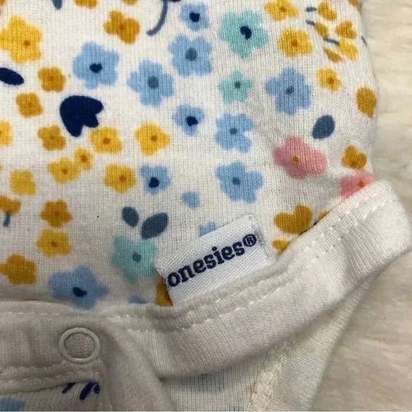 Gerber Onesie Diaper White / Pink / Blue /  Yellow Fliral Size Neworn - Picture 10 of 16